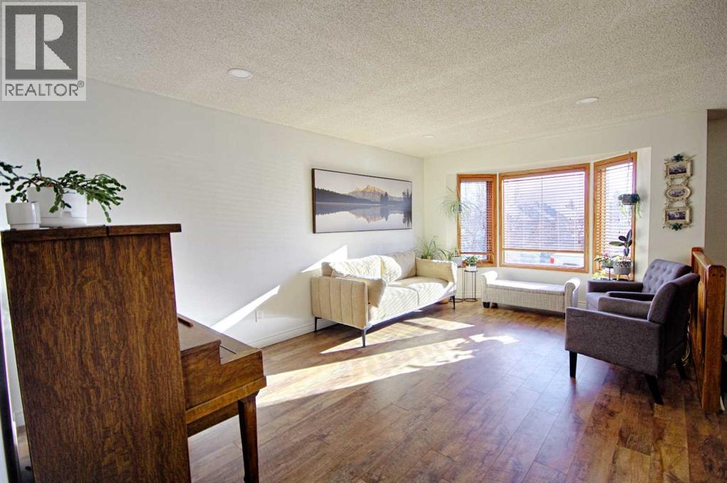 46 Heritage Crescent W, Lethbridge, Alberta T1k 6X2 - Photo 3 - A2281440