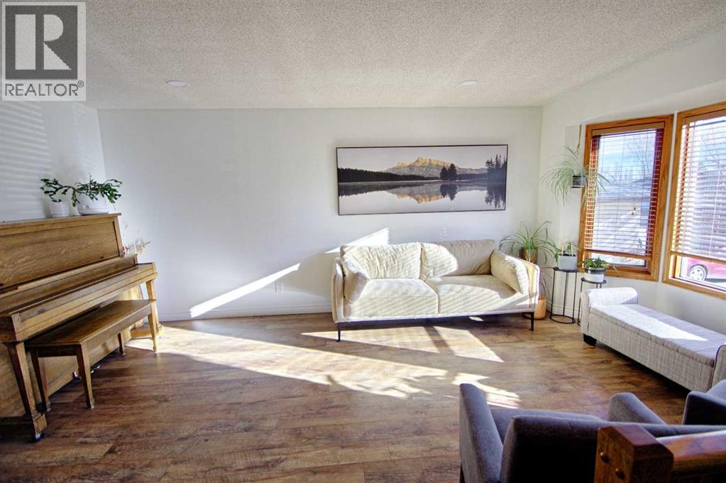 46 Heritage Crescent W, Lethbridge, Alberta T1k 6X2 - Photo 4 - A2281440