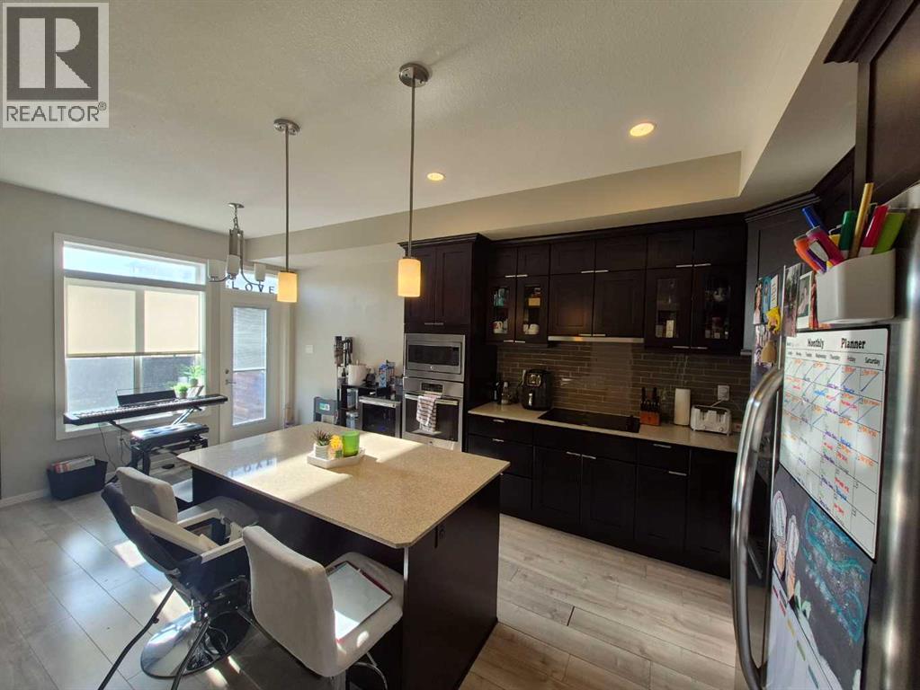 5, 438 Highlands Boulevard W, Lethbridge, Alberta T1J 5K5 - Photo 2 - A2281450