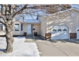 2, 135 Jerry Potts Boulevard W, lethbridge, Alberta
