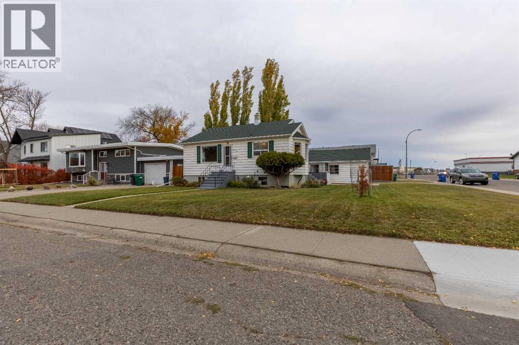 315 Dieppe Boulevard S, Lethbridge, Alberta T1H 4W6 - Photo 4 - A2282634