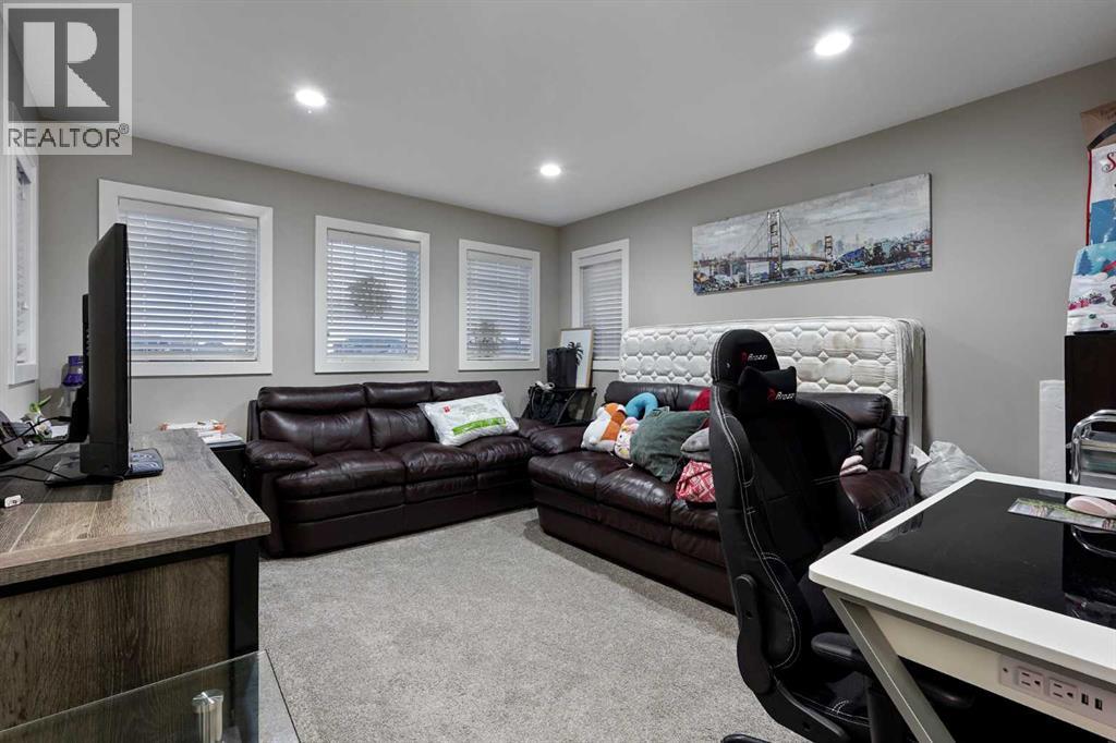 774 Marie Van Haarlem Crescent N, Lethbridge, Alberta T1H 7A9 - Photo 17 - A2282580