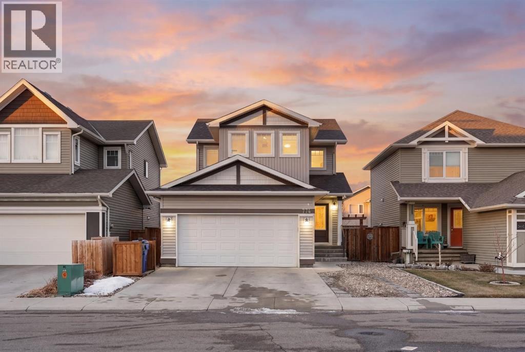 774 Marie Van Haarlem Crescent N, Lethbridge, Alberta T1H 7A9 - Photo 2 - A2282580