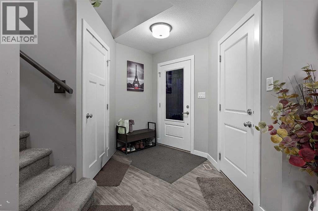 774 Marie Van Haarlem Crescent N, Lethbridge, Alberta T1H 7A9 - Photo 3 - A2282580