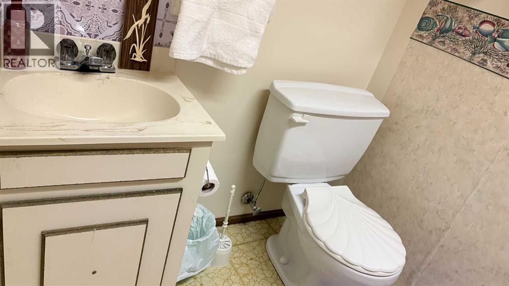 105 4th Street W, Foremost, Alberta T0K 0X0 - Photo 16 - A2282972