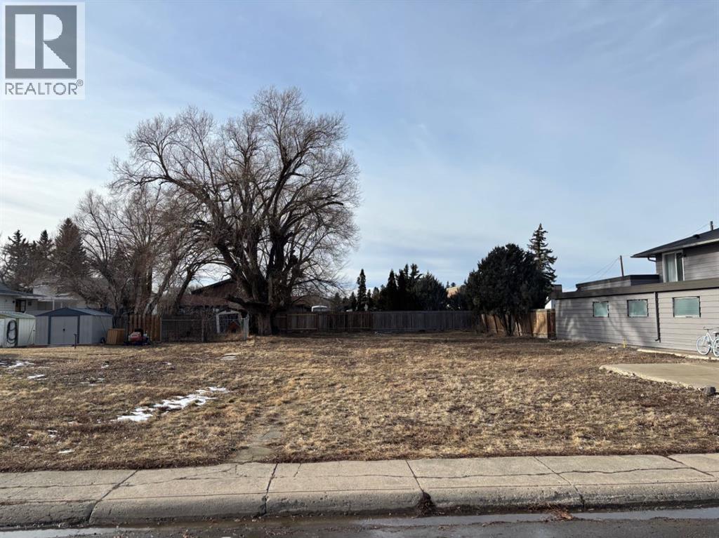 62 S 1 Street E, Magrath, Alberta T0K 1J0 - Photo 2 - A2283299