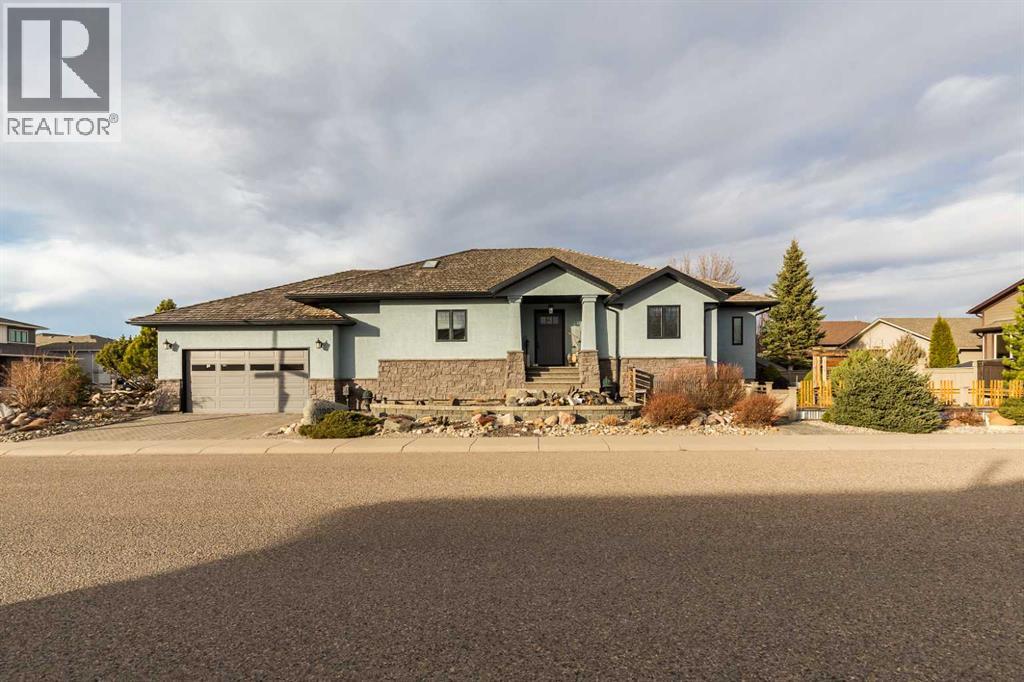 <h3>$775,000</h3><p>1003 Canyon Boulevard W, Lethbridge, Alberta</p>