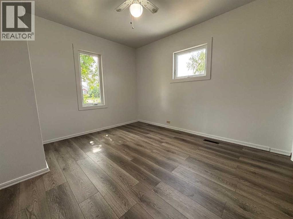 307 Centre Avenue, Coutts, Alberta T0K 0N0 - Photo 13 - A2286761