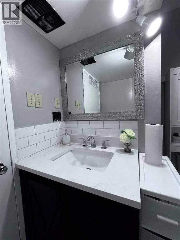 2416 23 Street N, Lethbridge, Alberta T1H 4R7 - Photo 13 - A2286911