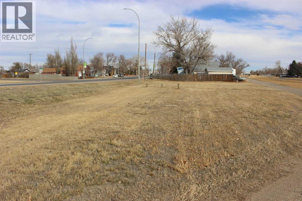 635 Highway Avenue, Picture Butte, Alberta T0K 1V0 - Photo 2 - A2286876